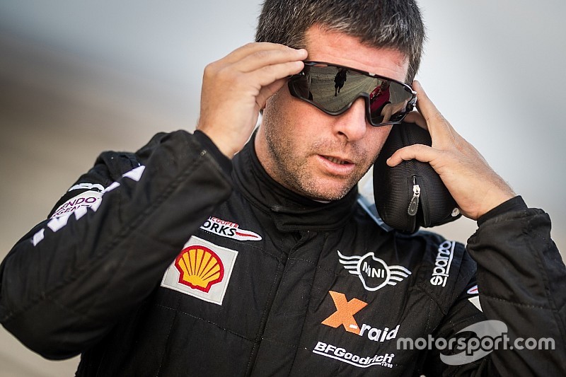 Dakar, Terranova: "Avevo troppo dolore per continuare. Per fortuna è solo una contusione"