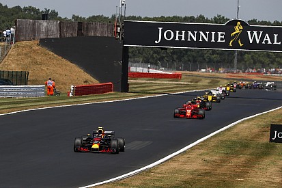 Verstappen: "Mintha F2-es autóval versenyeztünk volna"