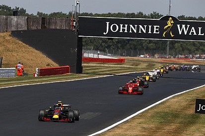 Verstappen dice que por la diferencia de velocidad hay dos categorías