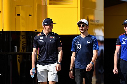 Verstappen Alonsóról: Eljön az idő, amikor megszűnik a motiváció, és felőröl a helyzeted