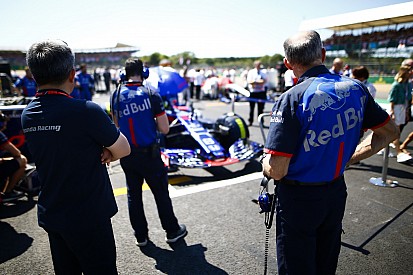 A Toro Rossónál még "záporozhatnak" a motorbüntetések: a Red Bull így segítene?!