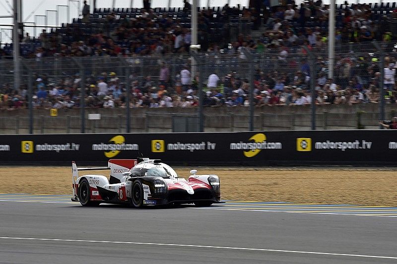 Le Mans: Alonso lidera al final de la cuarta hora