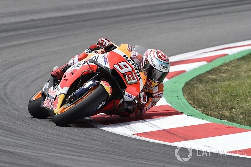 Marquez wilde nieuwe valpartij in Barcelona voorkomen