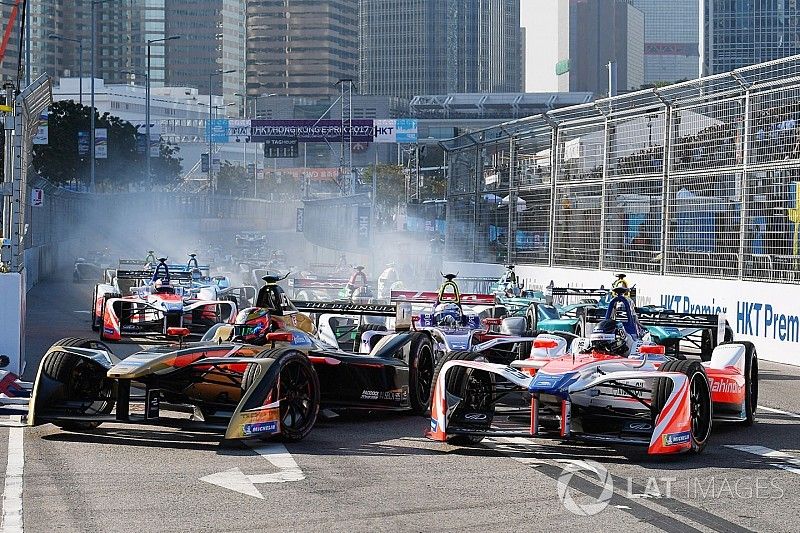 Jean-Eric Vergne, Techeetah lidera a Nick Heidfeld, Mahindra Racing al inicio