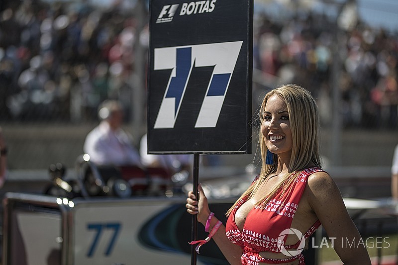 Ecclestone critica l'addio alle grid girl, che insorgono contro le femministe