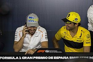 Sainz defende retorno de Alonso à F1: "É o lugar dele"