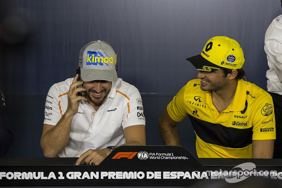 Sainz defende retorno de Alonso à F1: "É o lugar dele"