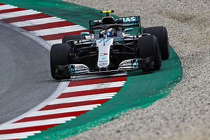 Hamilton e Bottas elogiam atualizações da Mercedes