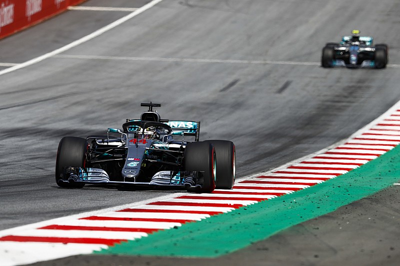 Mercedes-teams krijgen aangepaste brandstofpomp voor Silverstone