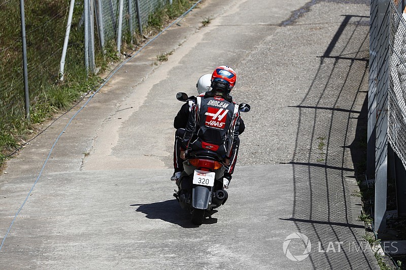 Grosjean 3 helyes rajtbüntetést kapott Monacóra