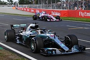 Хэмилтон связал скорость Mercedes в Барселоне с теплой погодой
