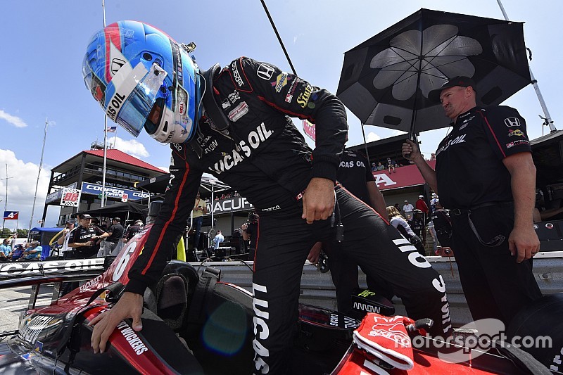 Wickens prosegue la riabilitazione: ecco i primi passi assistito!