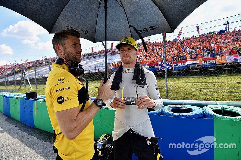 Hulkenberg: Takım personeli bizden daha çok yoruluyor