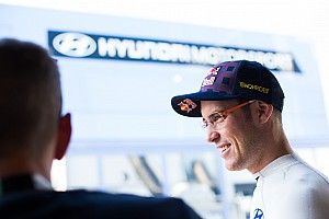 Neuville renueva con Hyundai por tres años más