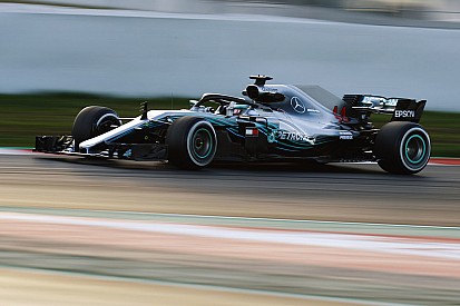 Fotogallery: la Mercedes W09 nei Test 2 di F.1 a Barcellona