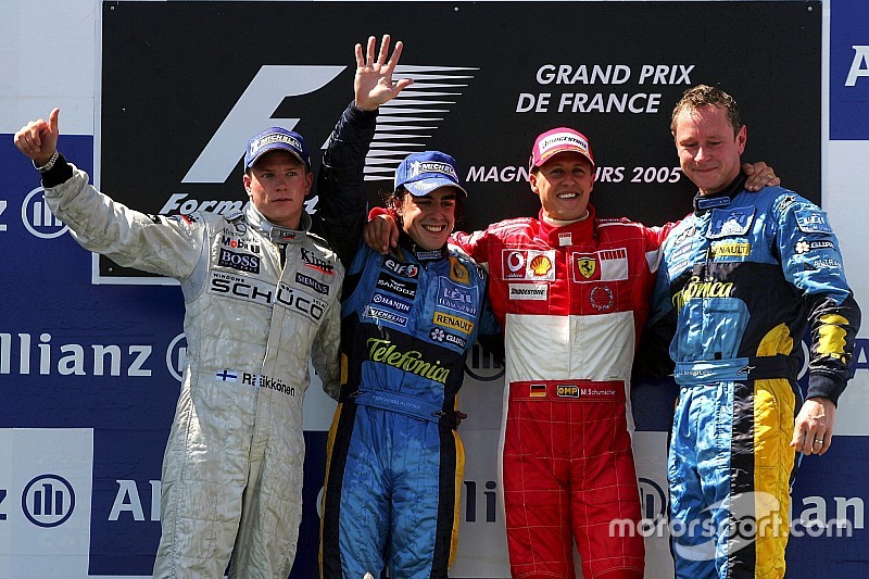 ¿Cómo se compara Raikkonen con los pilotos del 'Club de los 300'?