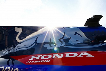 Red Bull bespreekt Honda-motor met Toro Rosso-rijders