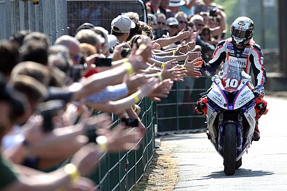 In beeld: De mooiste foto's van TT Isle of Man 2018