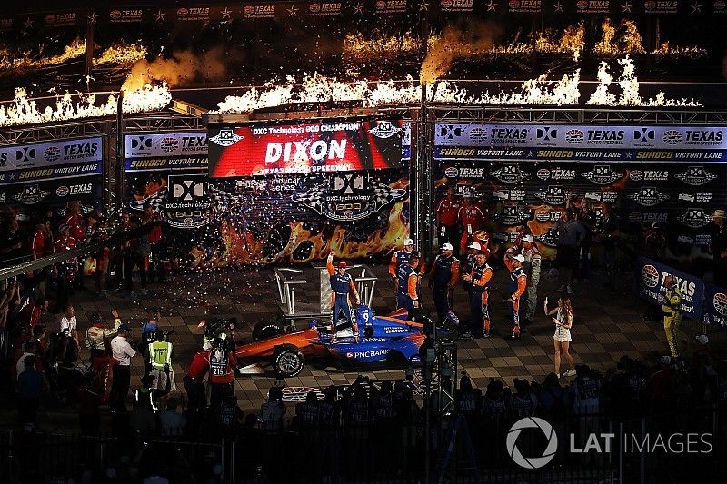 Texas IndyCar: Dixon dominates, takes championship lead