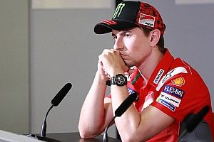 Sebelum didepak Ducati, Lorenzo dekati Honda