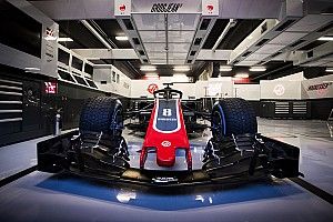 Скорость Haas на тестах шокировала Хэмилтона. Он что, серьезно?