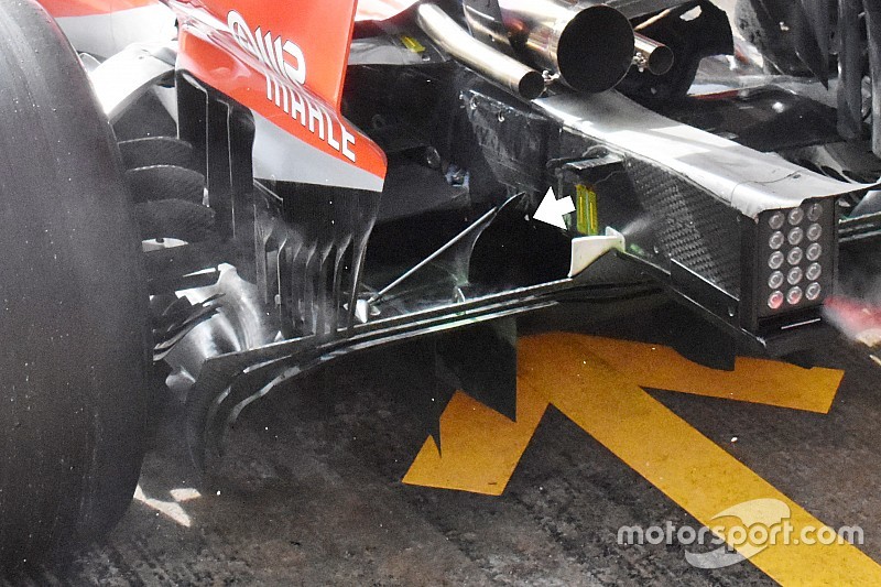 Ferrari: nascosta nel diffusore c'è una nuova paratia obliqua