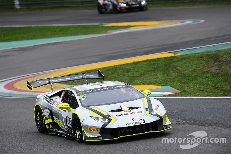 Lamborghini World Final: Harata tops first Am/Cup qualifying