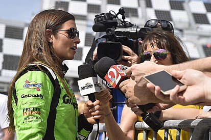 Danica Patrick correrà la sua ultima Indy 500 con la Ed Carpenter Racing