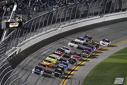 GALERÍA: Los duelos de NASCAR
