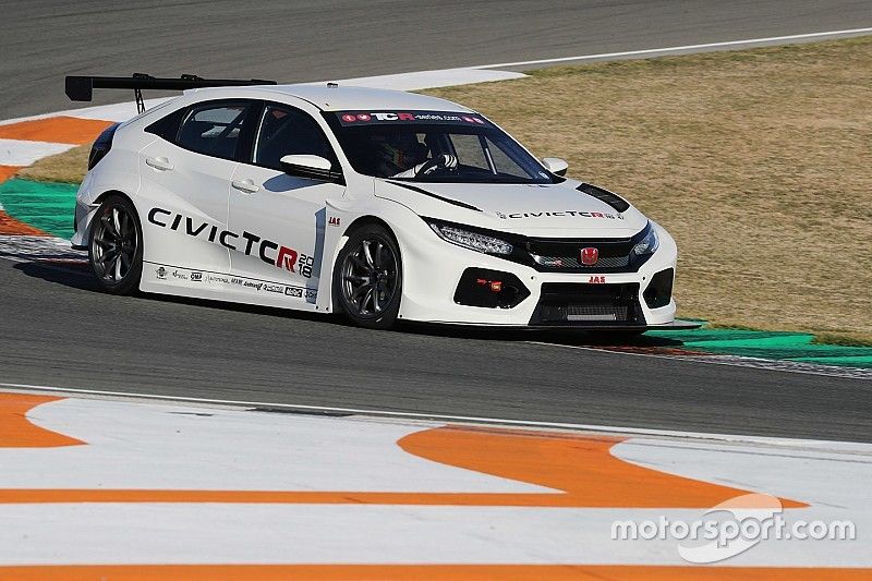 Europe: Cencetti e Piro compagni di squadra al volante di Hyundai e Honda