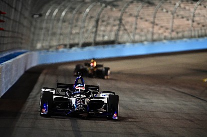 IndyCar-Test in Phoenix: Takuma Sato an der Spitze
