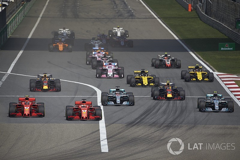 Beste van teamradio China: Verstappen veelbesproken