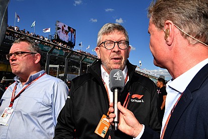Brawn: F1 deve se esforçar para voltar a ter ultrapassagens