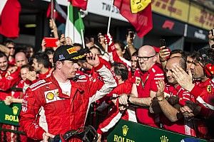 Raikkonen, furioso con Ferrari en la radio: "¡No me jodan de este modo!"