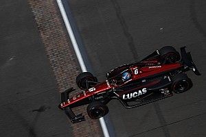 Video: Wickens choca en la práctica del lunes de Indy 500
