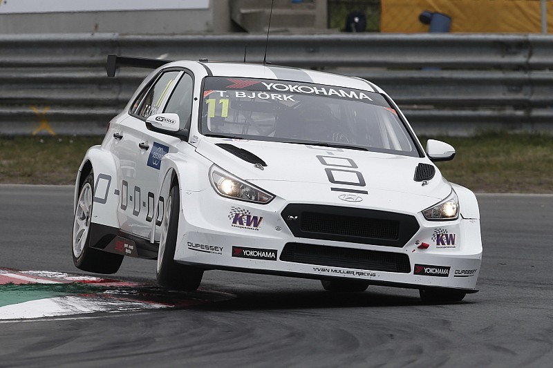 Vila Real, Libere 2: Björk resta al top, ma Huff si porta a 0"042