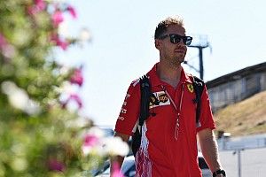 Vettel örül Hamilton hosszabbításának: csak ezentúl ő nyerjen, ne a brit...