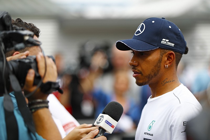 Hamilton critica comentaristas de TV inglesa após vitória