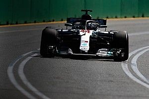 Hamilton nipt voor Verstappen in tweede training GP van Australië