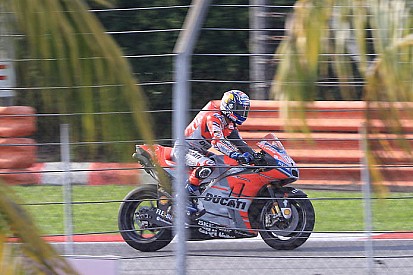 Test Sepang, Giorno 2, Ore 15: Dovizioso al top davanti a Valentino