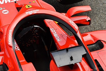 Részletes képgaléria a Ferrari Halóra szerelt visszapillantójáról