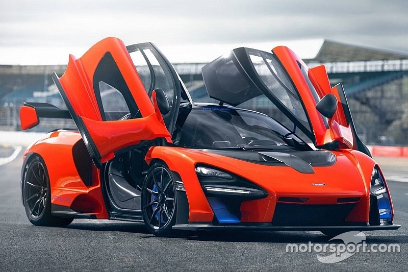 Новий суперкар McLaren Senna згорів після двох тижнів
