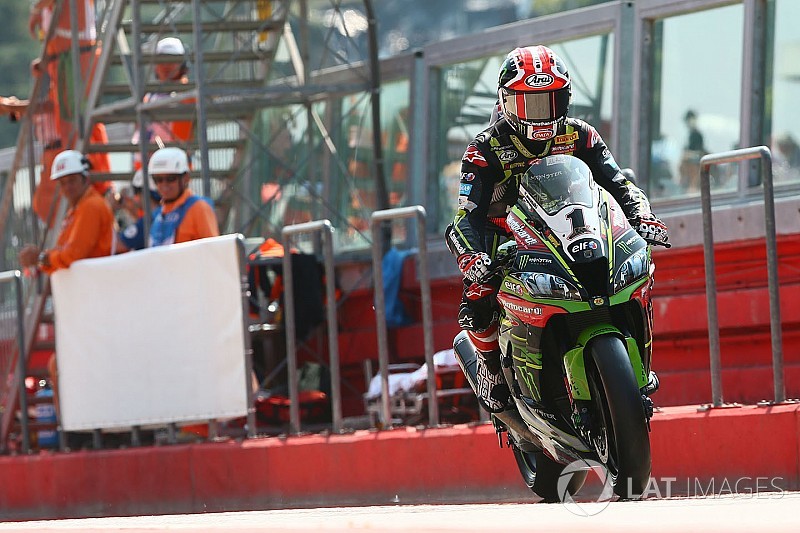 Superbike Imola: Rea durdurulamıyor! Toprak 8. oldu!