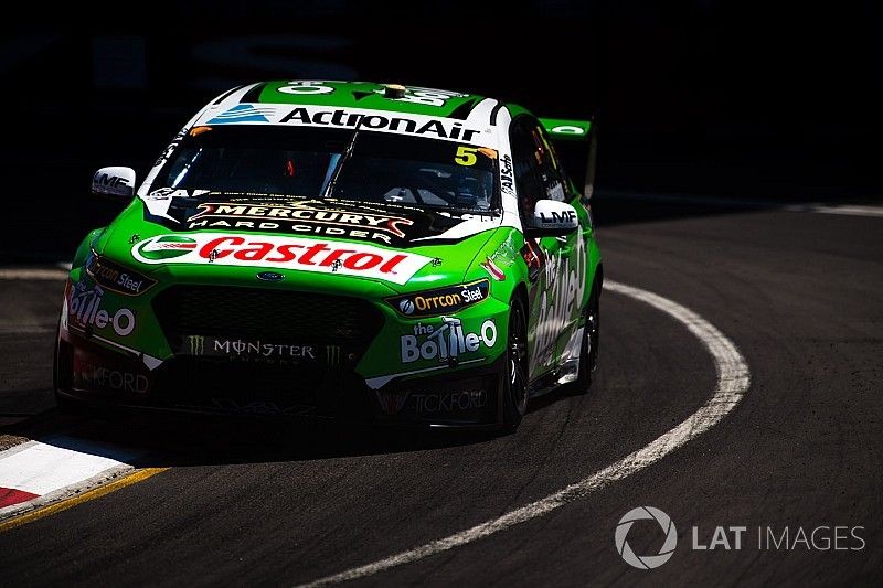Newcastle Supercars: Winterbottom tops Sunday qualifying