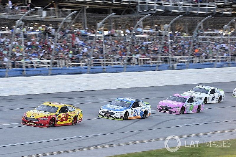 Besondere Strategie: Ford siegt mit vereinten Kräften in Talladega