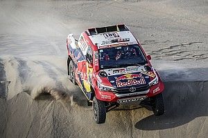 Dakar, Al-Attiyah provoca: "Se guidassi un buggy, direi addio a tutti"