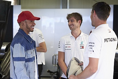 Webber: "Ecclestone minden követ megmozgatna a Hamilton-Vettel párosért a Ferrarinál"