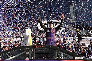 Denny Hamlin wins first Daytona 500 in spectacular photo finish