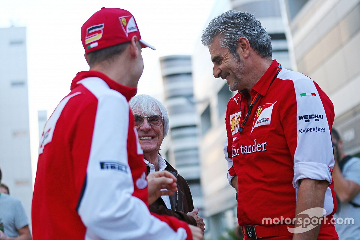 Ecclestone espera que Ferrari juegue limpio con Vettel