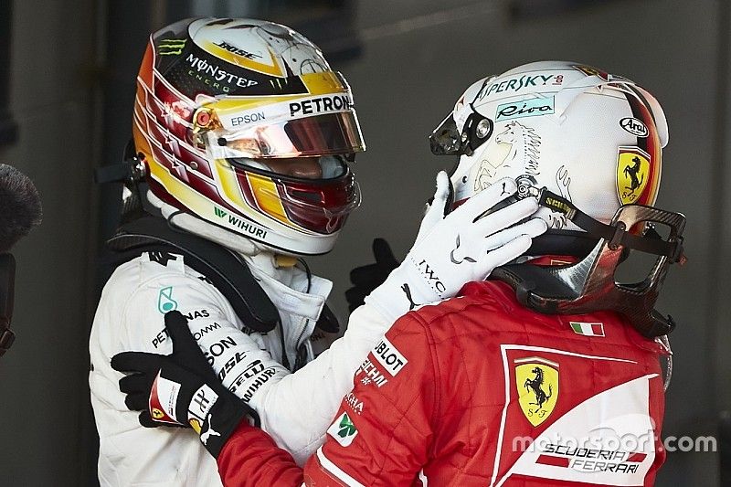 Hamilton: Vettel lebih tangguh ketimbang Rosberg